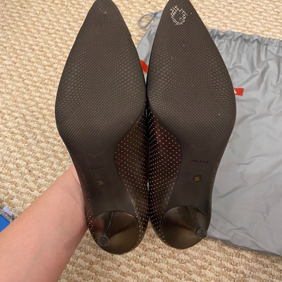 PRADA Kitten Heels Pumps in Bronze Sz. 36 - Picture 6 of 7